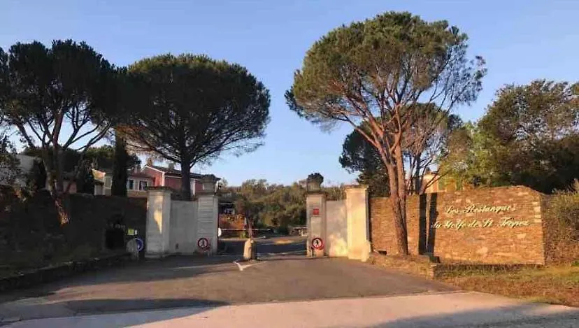 Appt Climatise De Charme-Moderne - Vue Mer Club Vacances Restanques Golfe Saint-Tropez - Les Roses - Grimaud 0*,