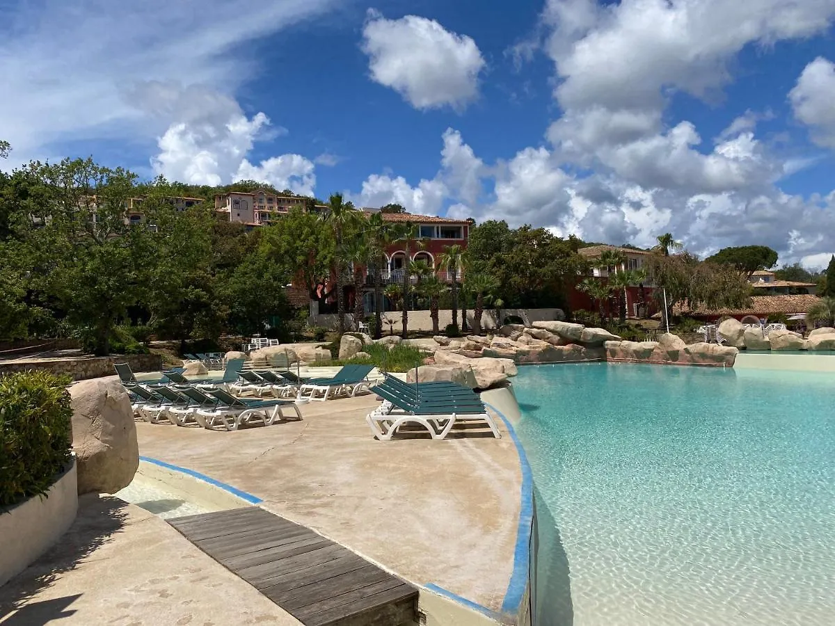 Apartment Appt Climatise De Charme-Moderne - Vue Mer Club Vacances Restanques Golfe Saint-Tropez - Les Roses - Grimaud France